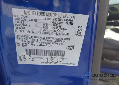 2005 Ford Escape Xlt from USA, damaged, VIN 1FMCU93175KA43204